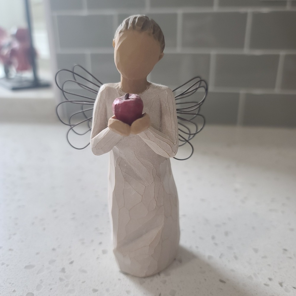 Willow Tree Beige Angel Figurine Holding Red Apple